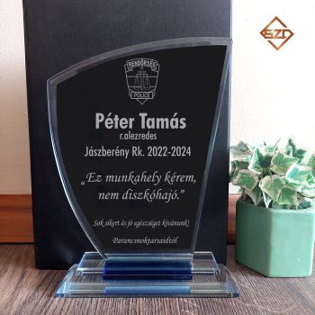 Kristály dísz díszdobozban-01