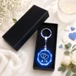 Szíves LED-es kristály kulcstartó egyedi monogramokkal