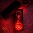Ledes kristály kulcstartó - Audi