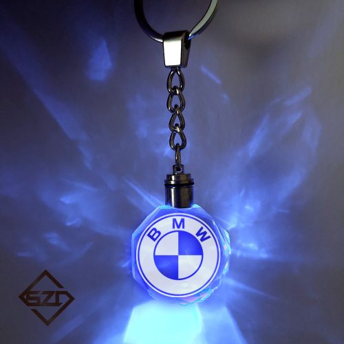 Ledes kristály kulcstartó - BMW