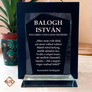 Nagy kristály díj díszdobozban-nyugdíj