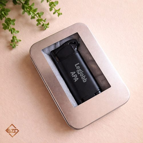 Fekete neves öngyújtó-02