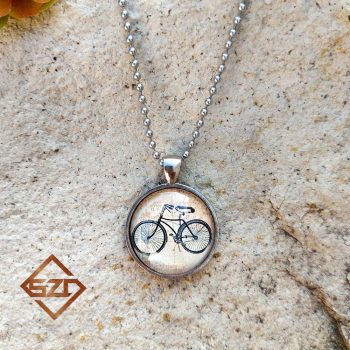 Kerékpáros medál lánccal