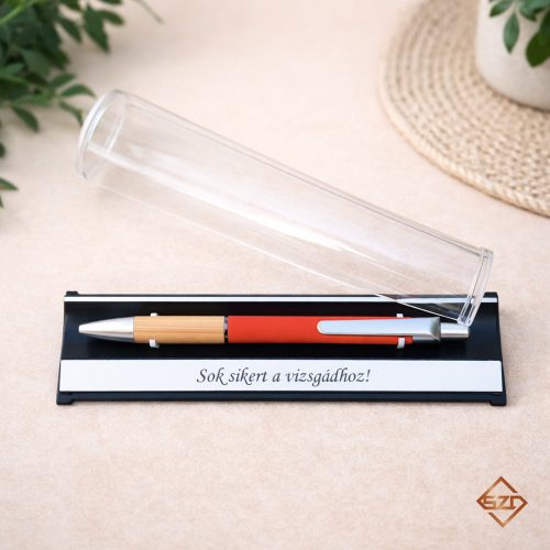 Piros bambusz toll dobozban