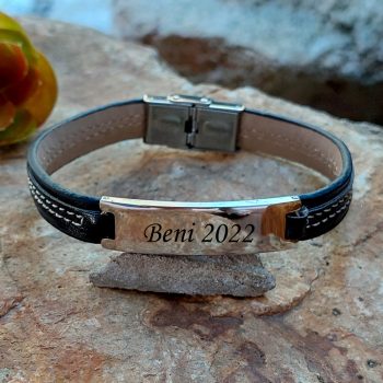 Acél-bőr varrott karkötő 