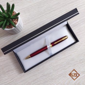 Bordó kerámia golyóstoll díszdobozban