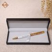Fehér-arany toll díszdobozban