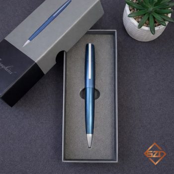 Ferraghini kék toll