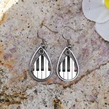 Zongora mintás csepp fülbevaló