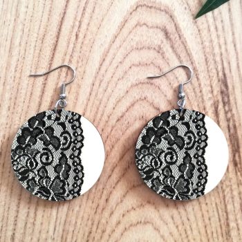 Csipkemintás fa fülbevaló -01